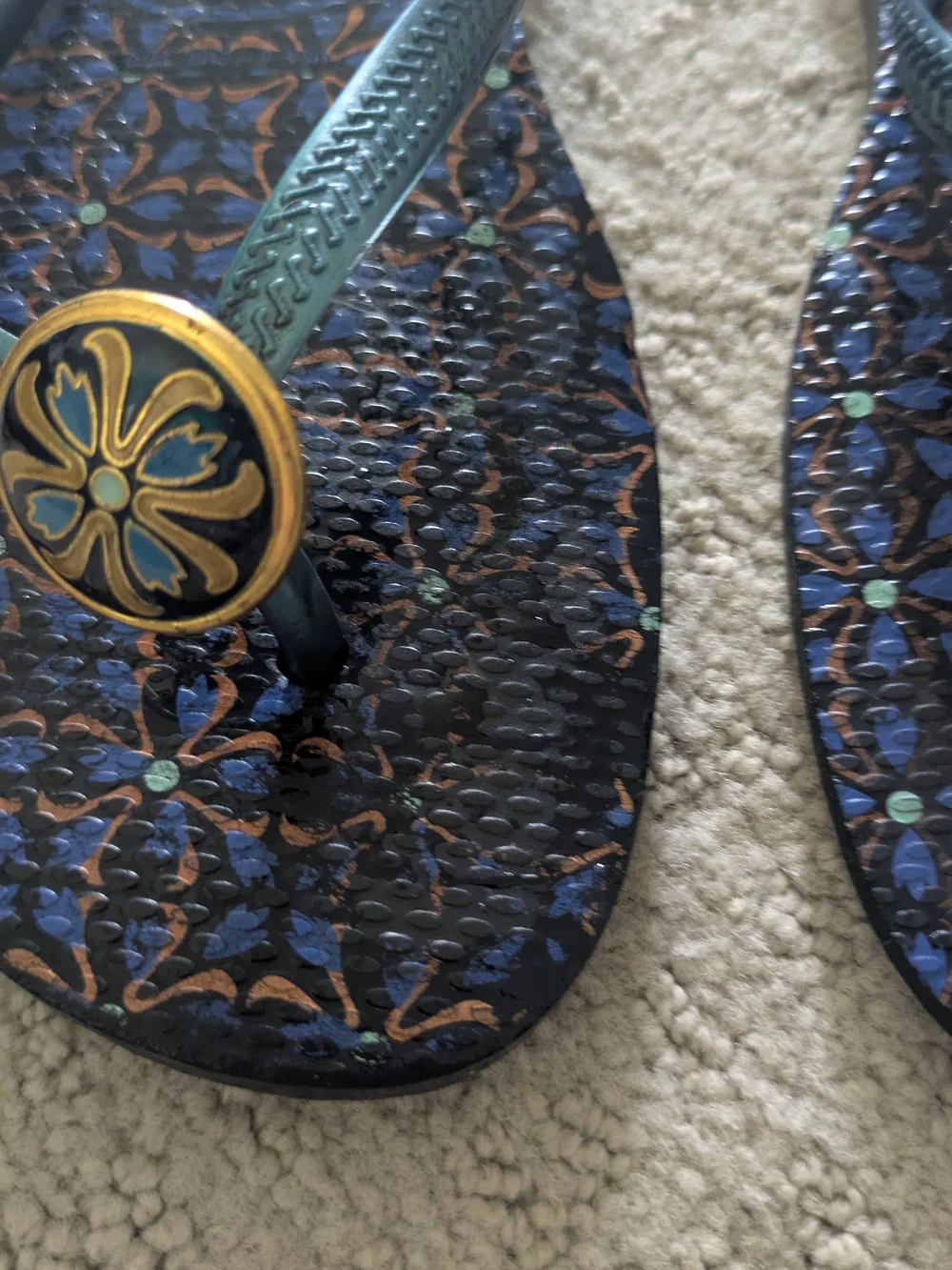 Havaianas Women's Blue Patterned Flip Flops with Gold Accent